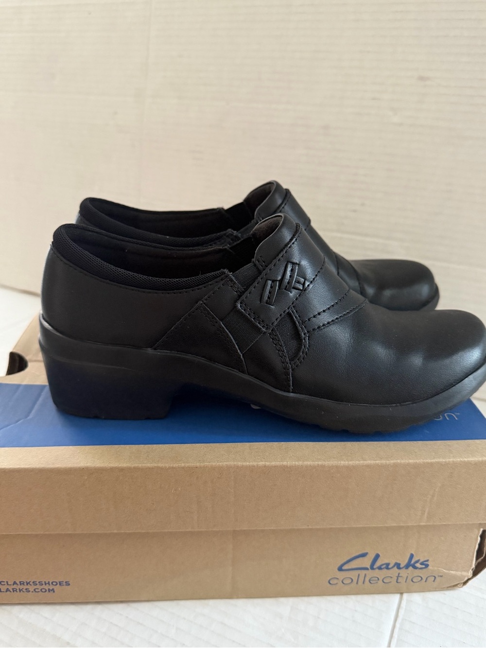 Clarks Angie Pearl Loafer Black Leather Women’s shoes size 7